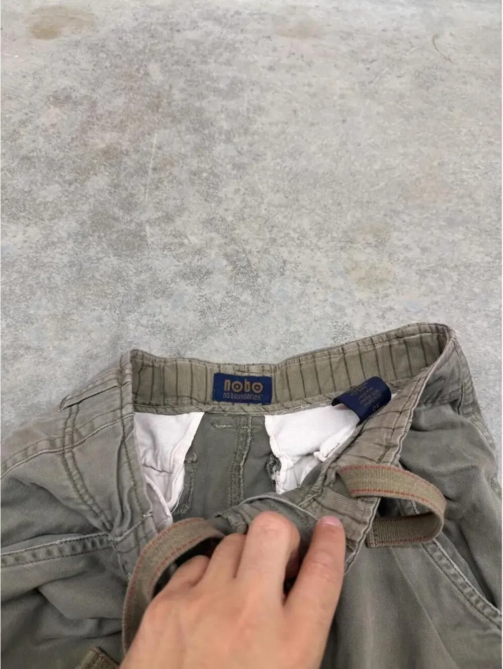 vintage no boundaries olive green cargo shorts size 30